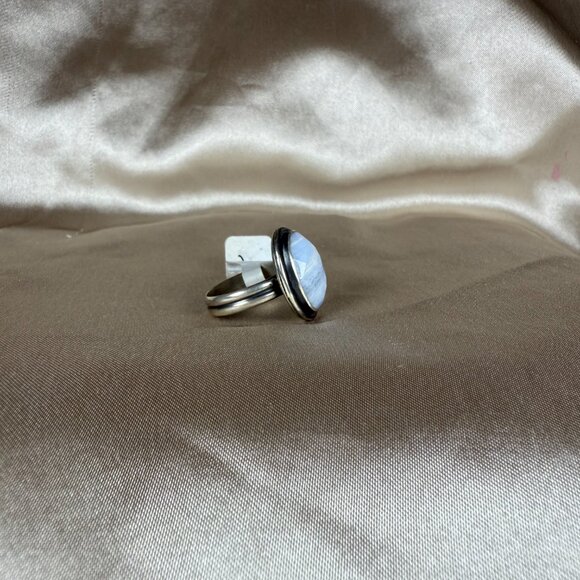 Vintage Style Sterling Silver Ring with Blue Lace Agate Oval Gemstone Size 8 - Picture 2 of 5